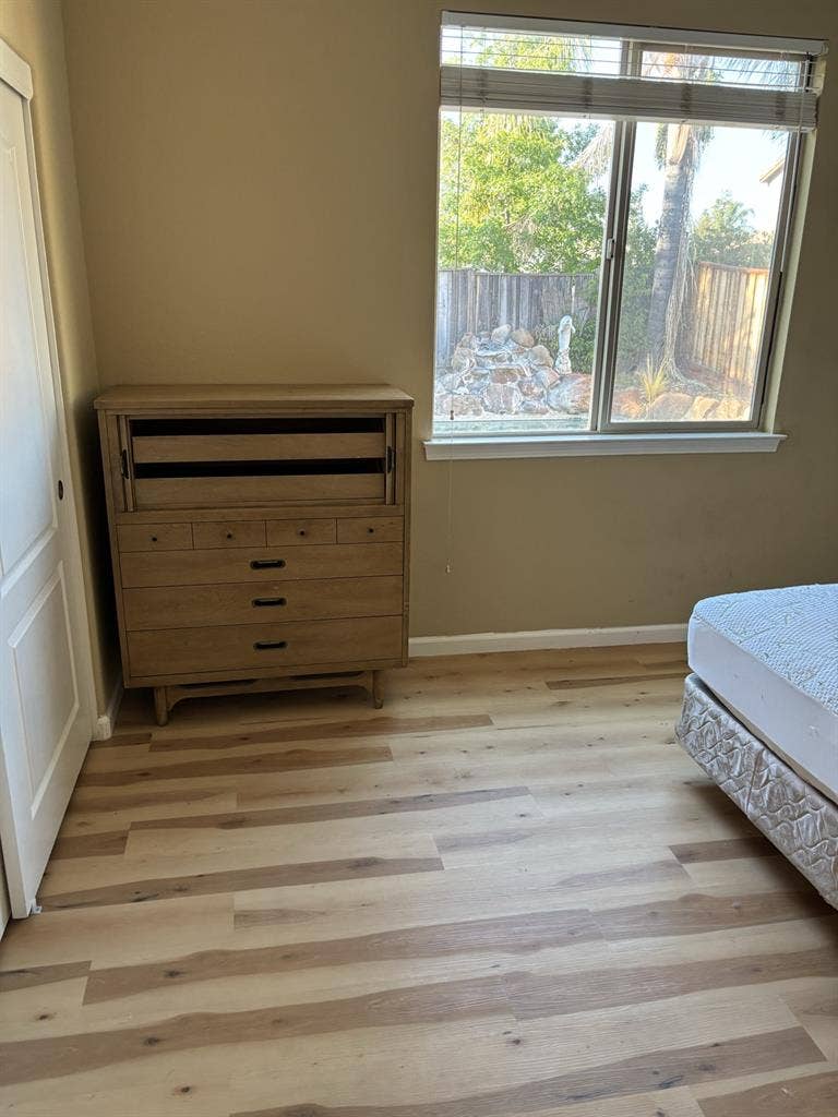 Private Room for rent in Elk Grove