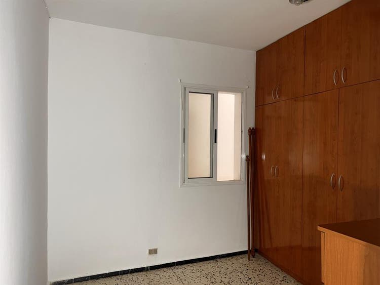 Alquilo habitacion
