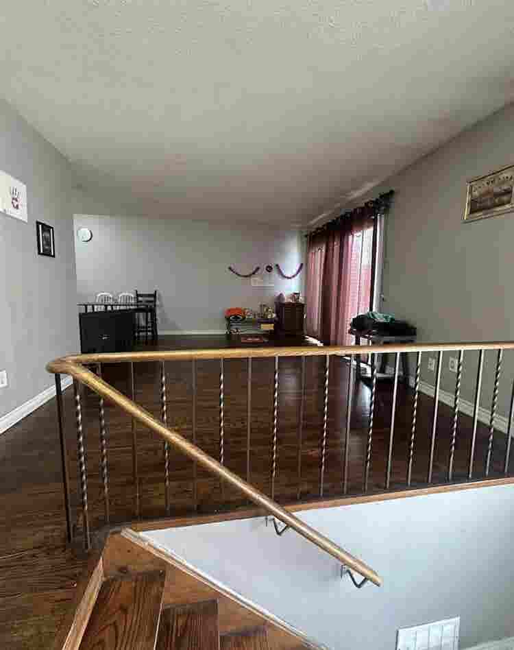 Room for rent for females