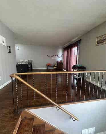 Room for rent for females
