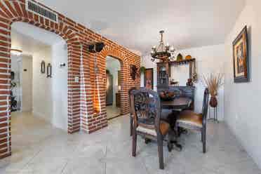 Apartment for Rent (Doral, FL)