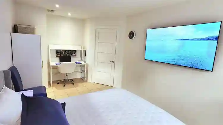 Studio Sized Bedroom + Office.