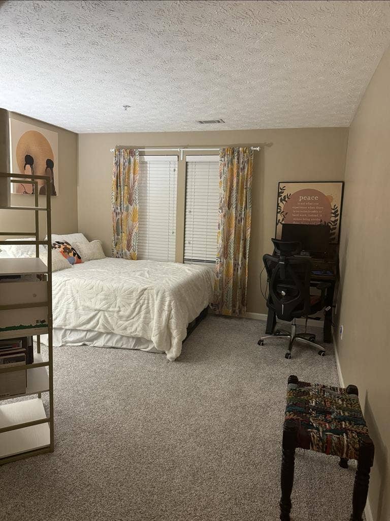 1 Bedroom w/ Private Bath - Odenton