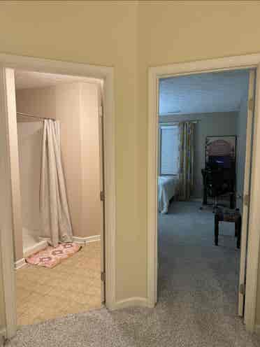 1 Bedroom w/ Private Bath - Odenton