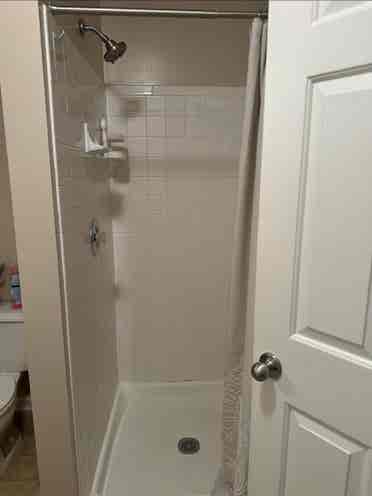1 Bedroom w/ Private Bath - Odenton