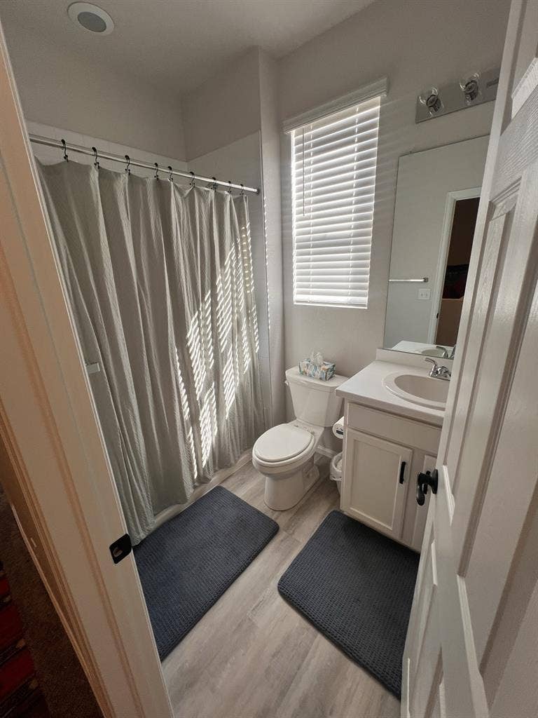 Seeking a female roommate!