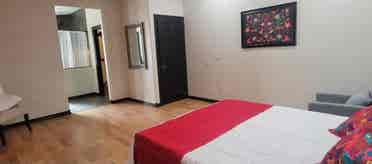 Master Bedroom & Private Bathroom