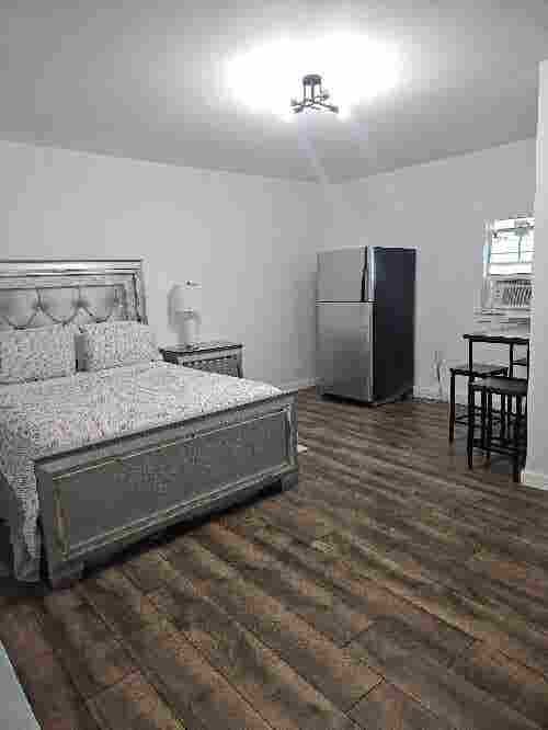 Furnished ROOM FOR RENT Private ba