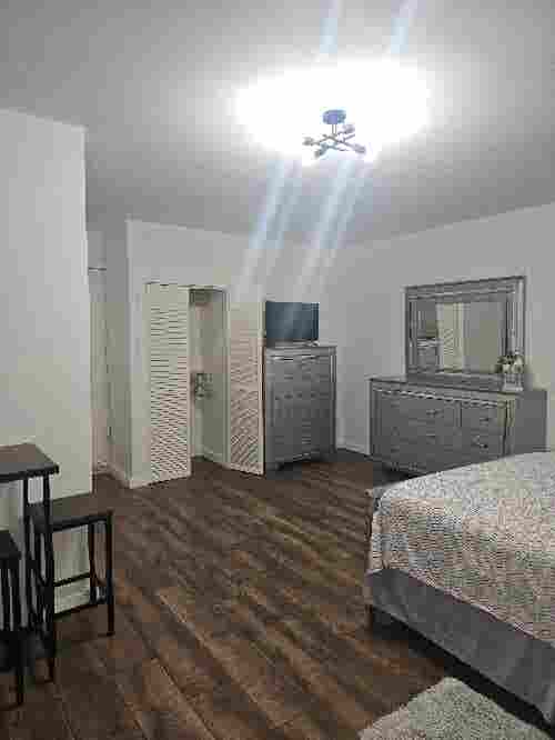 Nice Furnished ROOM FOR RENT