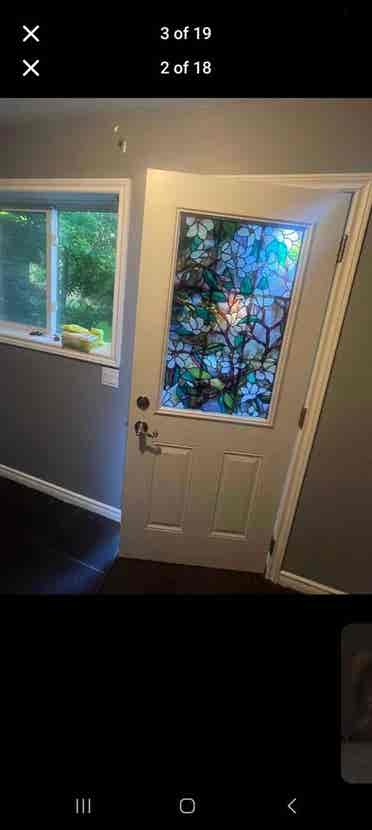 Looking for roommate