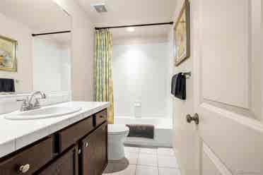 2 ROOMS! Guest Room + Office Suite