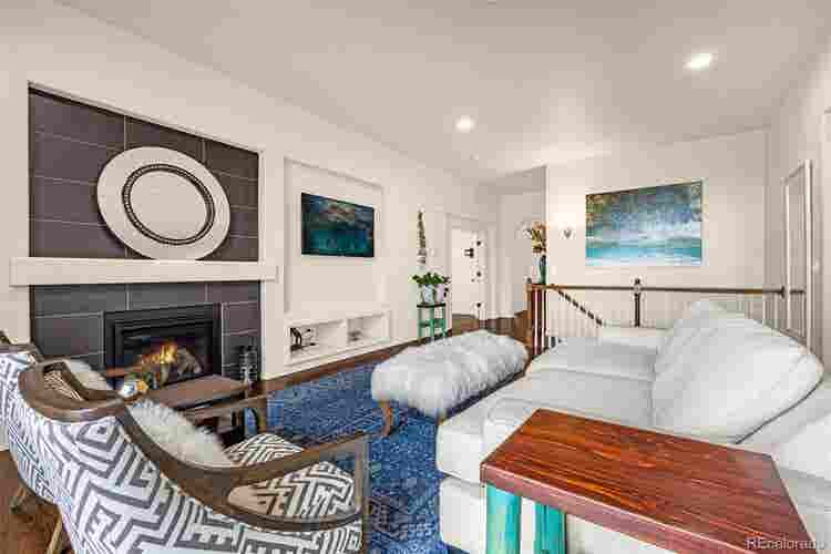 2 ROOMS! Guest Room + Office Suite