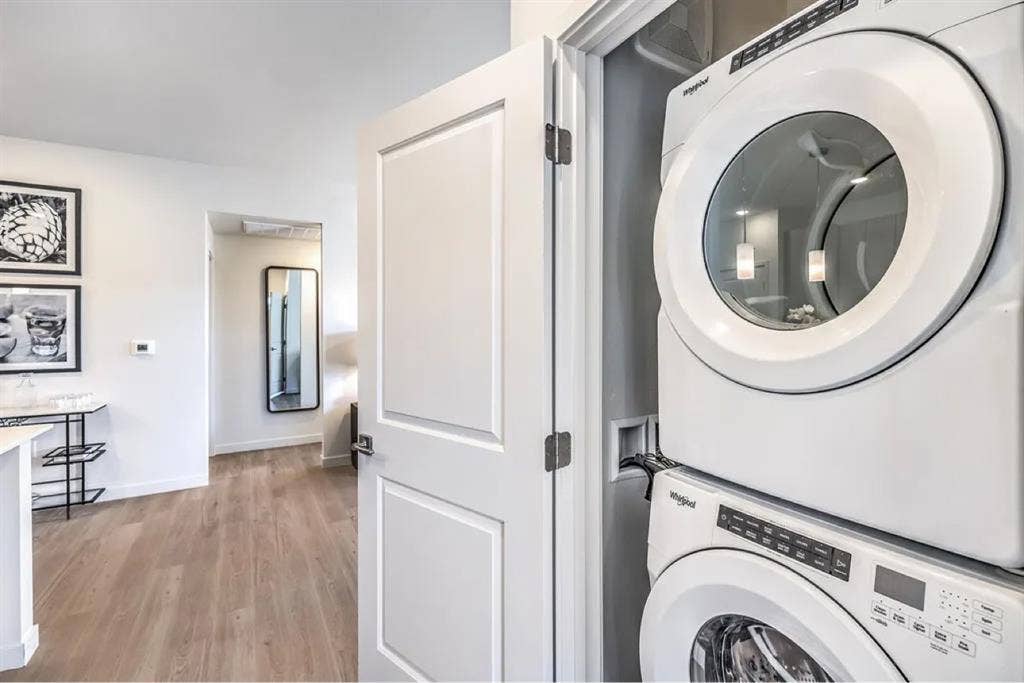 3 Bedroom Available in Nov