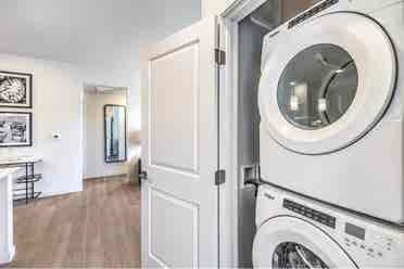 3 Bedroom Available in Nov