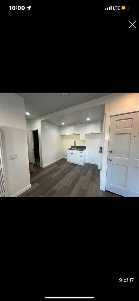 Apartment 
in Retro Row!