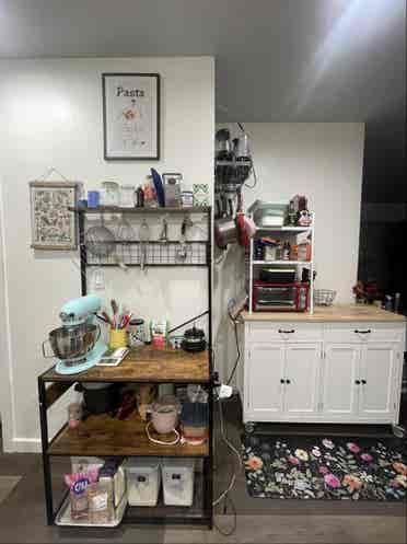 Apartment 
in Retro Row!