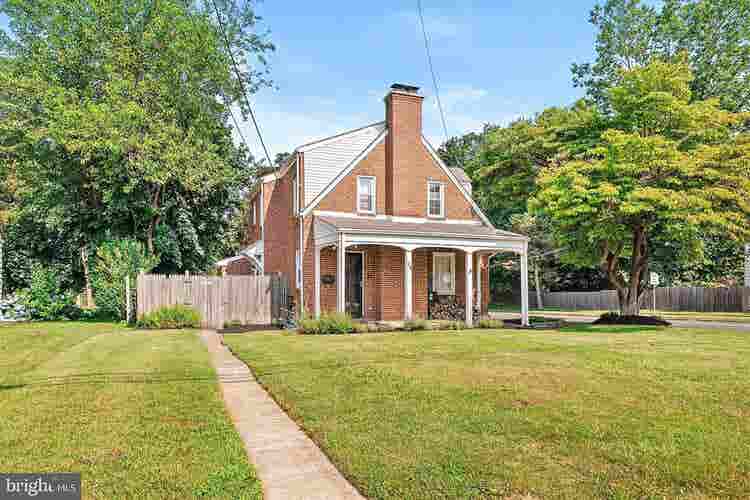 LOVELY AND BEAUTIFUL HOME FOR RENT