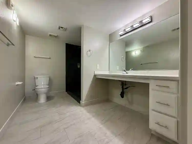 1 BEDROOM CONDO SUNSET/RAINBOW