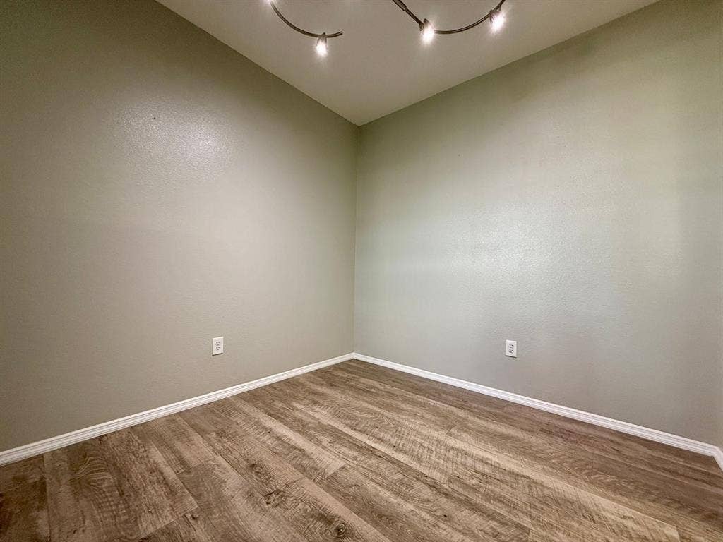 1 BEDROOM CONDO SUNSET/RAINBOW