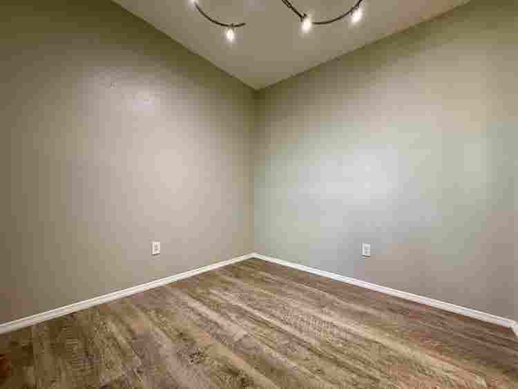 1 BEDROOM REMODELED CONDO