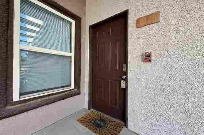 1 BEDROOM REMODELED CONDO