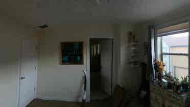 Private Bed and Bath Available Nov