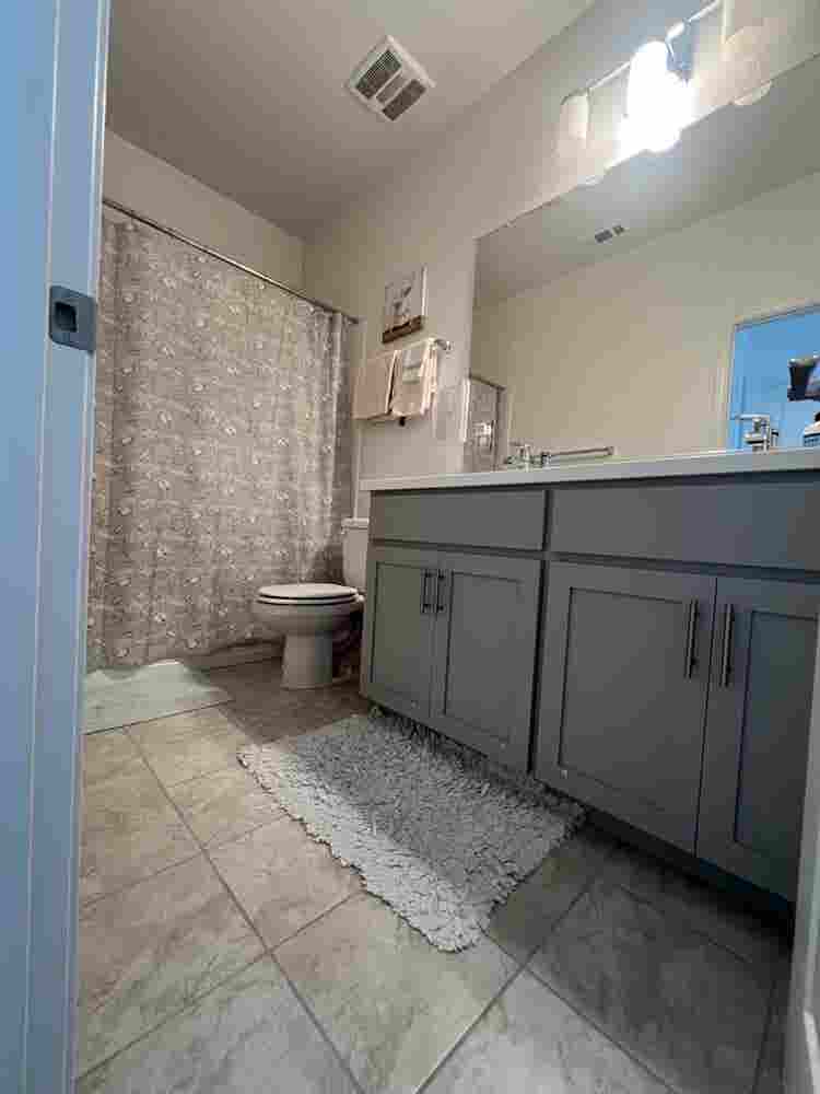 A Private BeRoom Open in A New Home