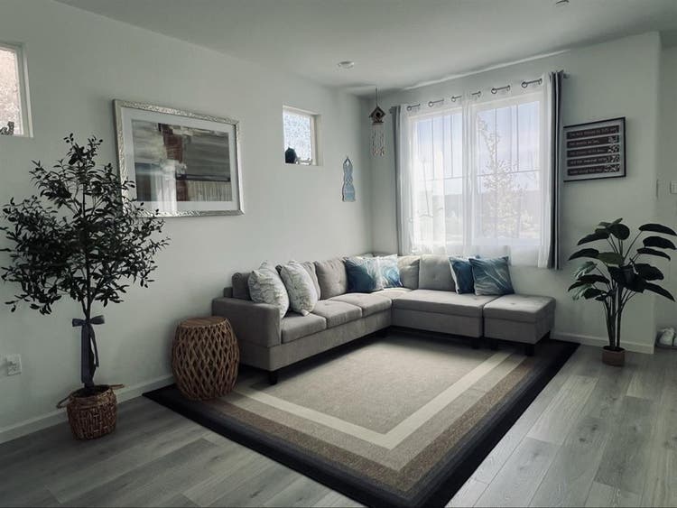 A Private BeRoom Open in A New Home