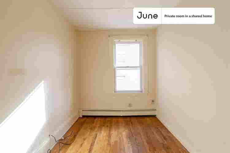 4 BR in Boston