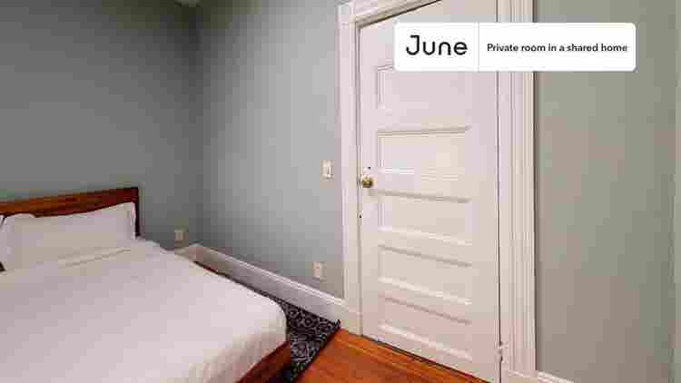 4 BR in Boston