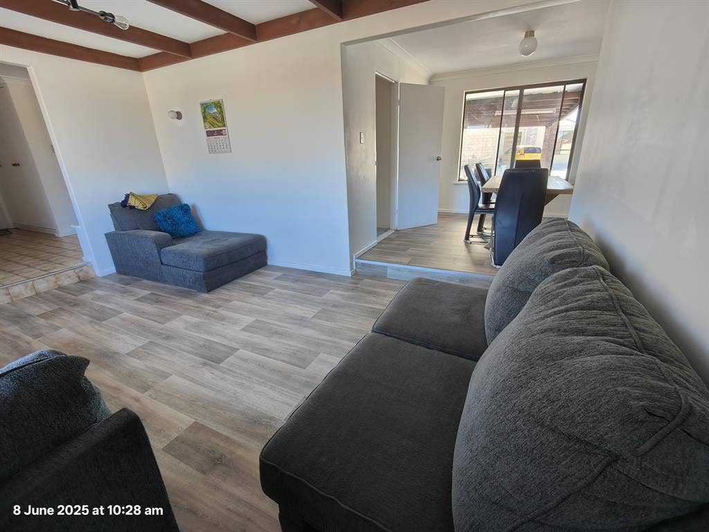 Large room available in Cannington
