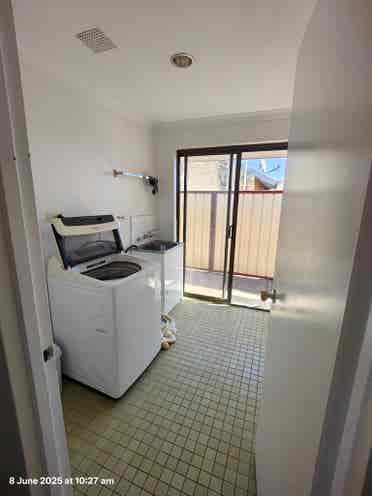 Large room available in Cannington