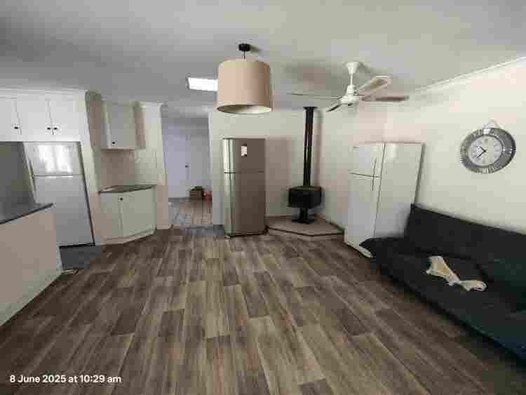 Large room available in Cannington