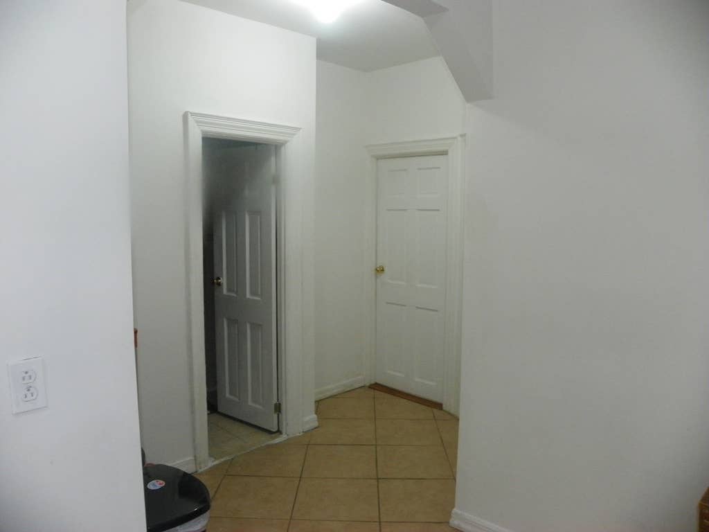 Woodside Room,  Train