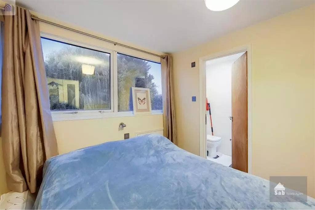 Rooms available for rent