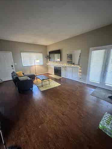 Seeking roommate - great space