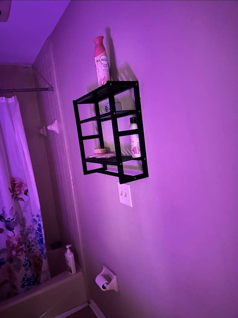 Seeking roommate - great space