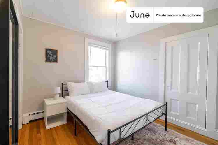 4 BR in Boston