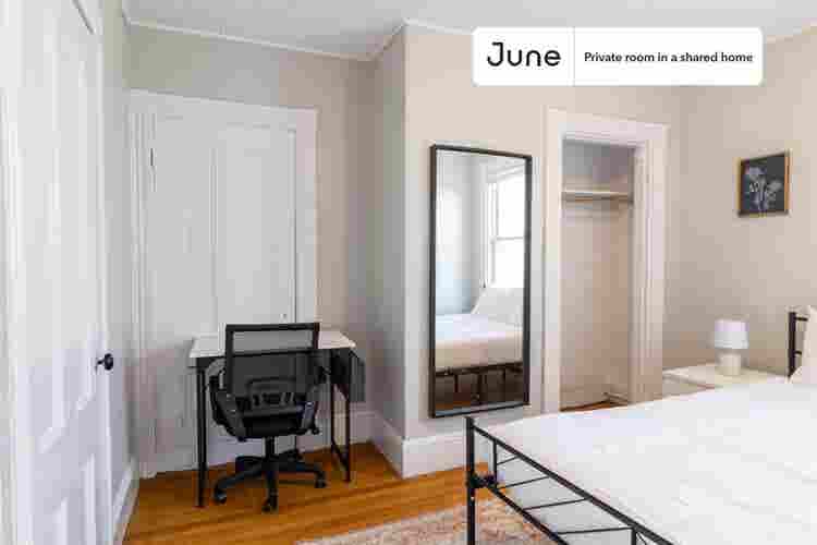 4 BR in Boston