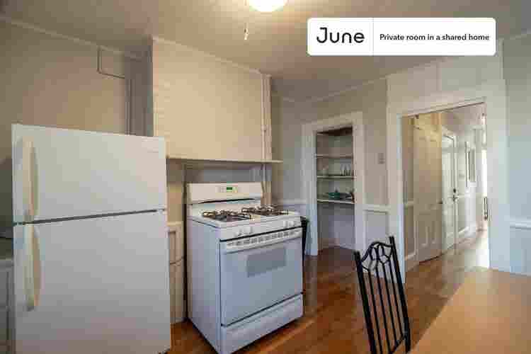 4 BR in Boston