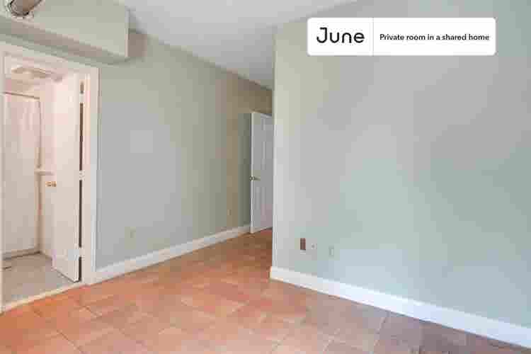 5 BR in Boston