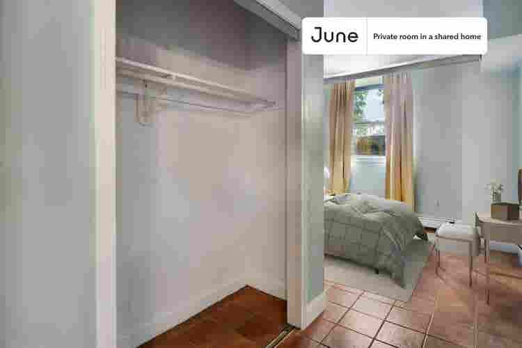 5 BR in Boston