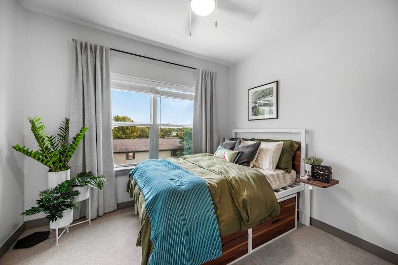 Sublease for SPRING