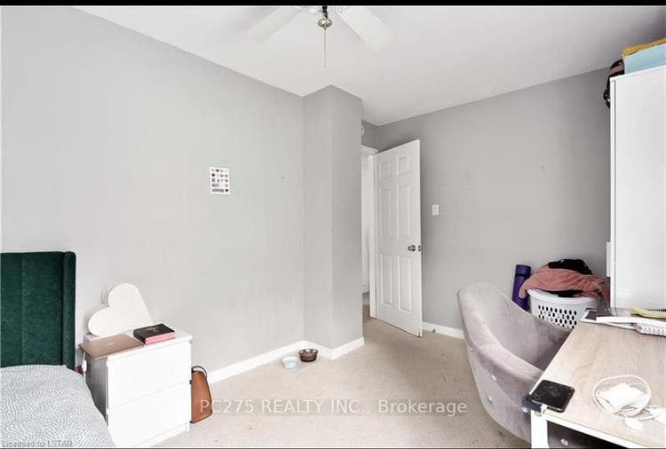 Private room for rent