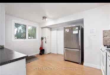Private room for rent