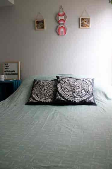Nice Room in Calm Shared Home