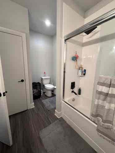 Lease transfer - b home