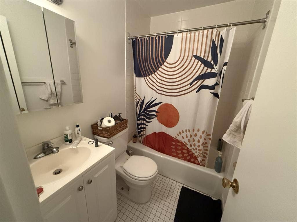 UES, month rental