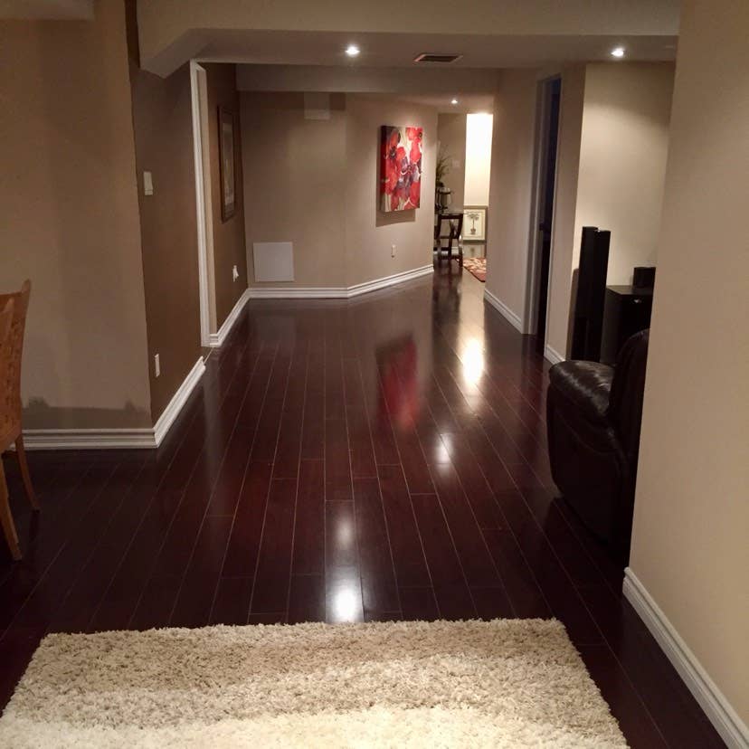 Room for rent central Mississauga !