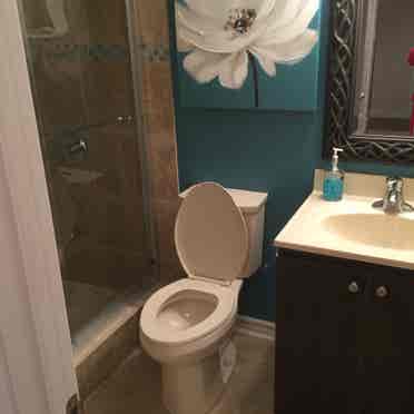 Room for rent central Mississauga !